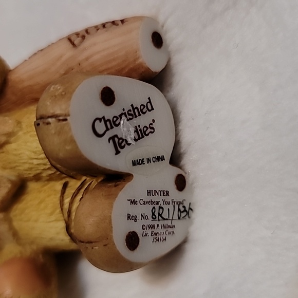 CHERISHED TEDDIES - HUNTER "Me Cavebear, You Friend" 1998 ENESCO Bear Figurine - Picture 5 of 5